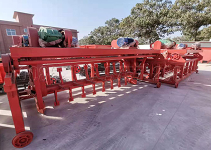 Groove type manure turner machine