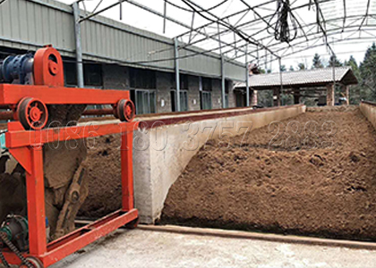 trench rabbit manure compost turner machine