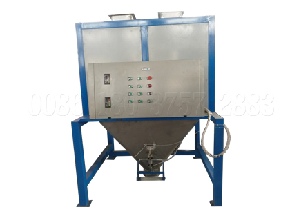 Automatic organic manure packing scale