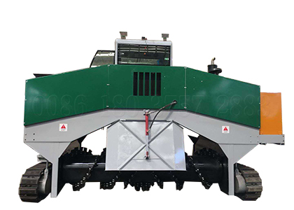 crawler type manure windrow turner