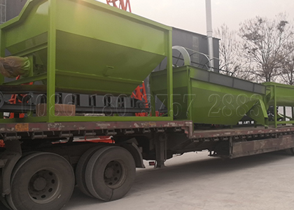 Organic manure granules making equipment delivering